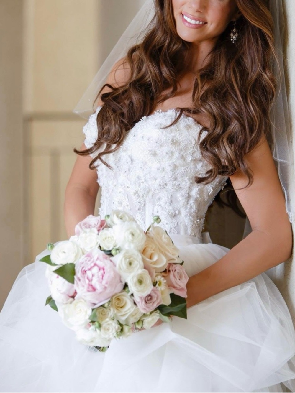 Wtoo by Watters Ivory Beaded Lace Corset Wedding Gown, Tulle Skirt, Size 4